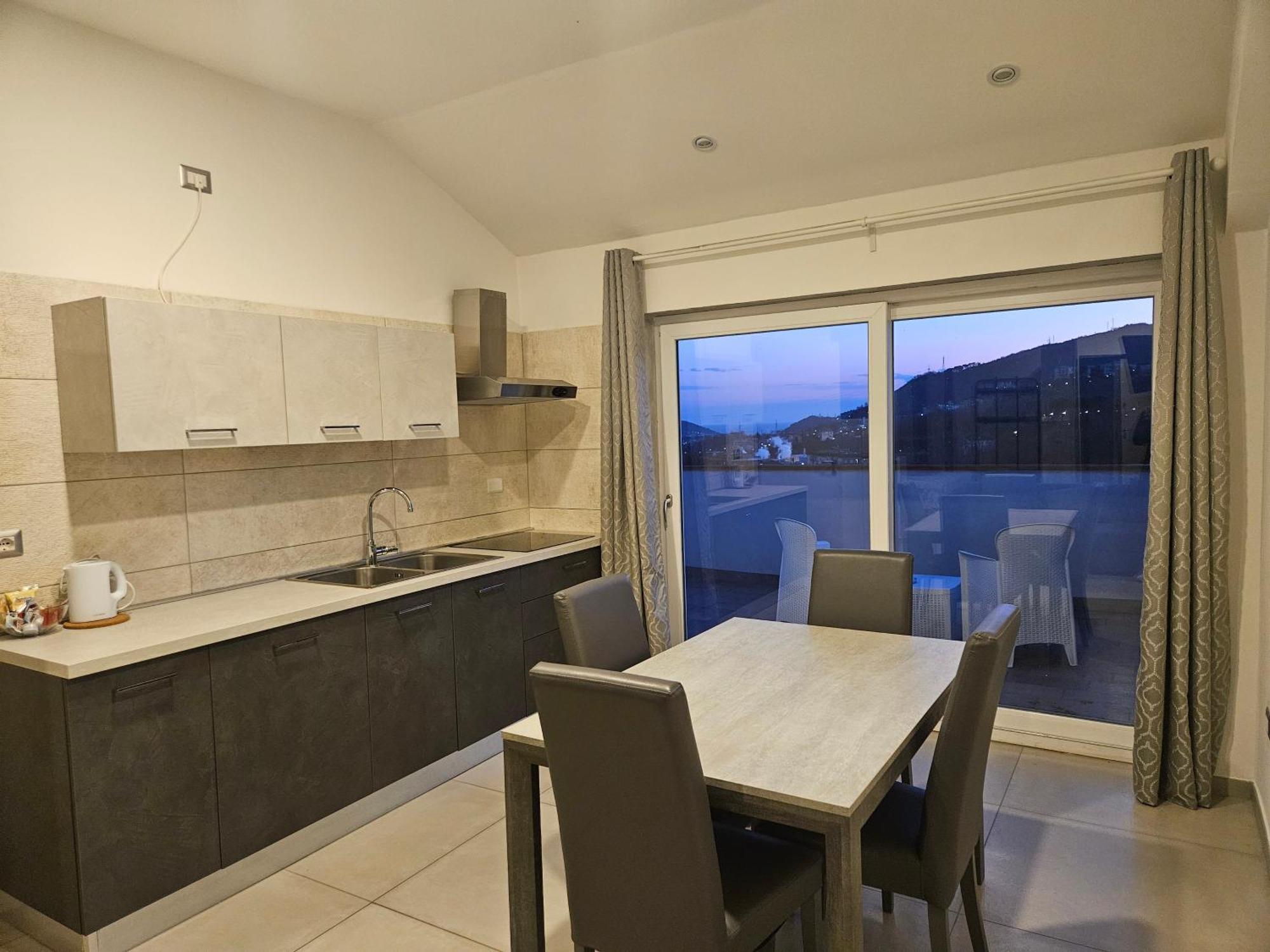 Setteabbracci Suite & Apartments Baronissi Rum bild